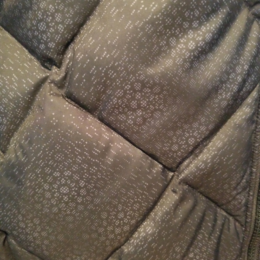 NWT Columbia Black Duck Down Jacket XL - Picture 3 of 3